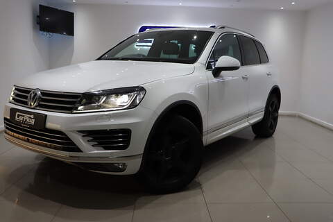 3.0 TDI V6 R-Line Plus SUV 5dr Diesel Tiptronic 4WD Euro 6 (s/s) (262 ps)