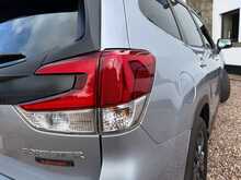Subaru Forester i e-Boxer XE Premium 