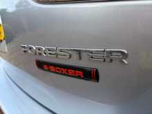Subaru Forester i e-Boxer XE Premium 