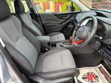 Subaru Forester i e-Boxer XE Premium 