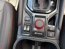 Subaru Forester i e-Boxer XE Premium 