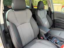 Subaru Forester i e-Boxer XE Premium 