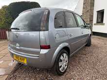 Vauxhall Meriva i Design 
