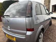 Vauxhall Meriva i Design 