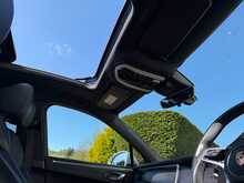Porsche Macan T 