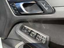 Porsche Macan T 