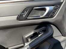 Porsche Macan T 