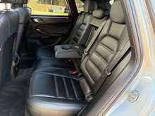 Porsche Macan T 