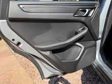 Porsche Macan T 