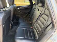 Porsche Macan T 