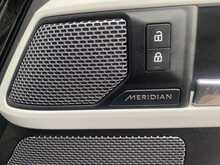 Land Rover Defender 90 D250 MHEV X-Dynamic SE 