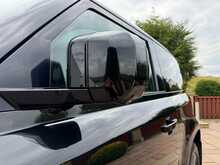 Land Rover Defender 90 D250 MHEV X-Dynamic SE 