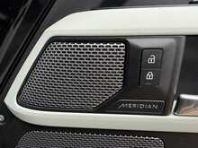 Land Rover Defender 90 D250 MHEV X-Dynamic SE 