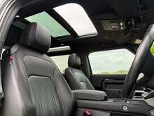 Land Rover Defender 90 D250 MHEV X-Dynamic SE 