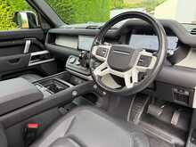 Land Rover Defender 90 D250 MHEV X-Dynamic SE 