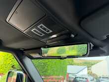 Land Rover Defender 90 D250 MHEV X-Dynamic SE 