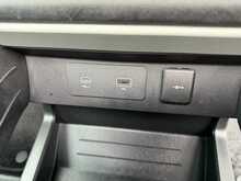 Land Rover Defender 90 D250 MHEV X-Dynamic SE 