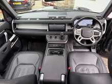 Land Rover Defender 90 D250 MHEV X-Dynamic SE 