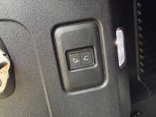 Land Rover Defender 90 D250 MHEV X-Dynamic SE 