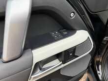 Land Rover Defender 90 D250 MHEV X-Dynamic SE 