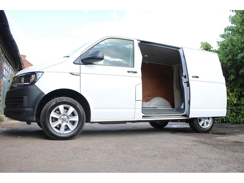 2.0 TDI T30 BlueMotion Tech Startline Panel Van 5dr Diesel Manual FWD SWB Euro 6 (s/s) (150 ps)