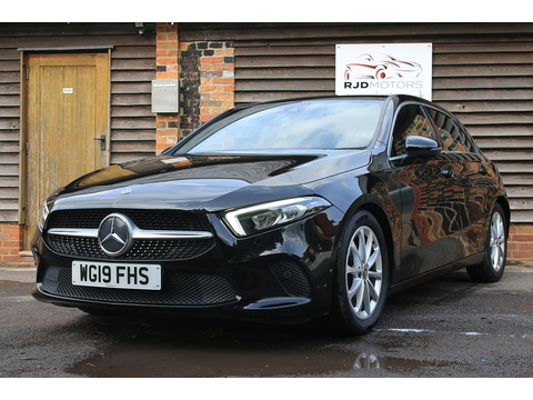 1.5 A180d Sport (Executive) Hatchback 5dr Diesel 7G-DCT Euro 6 (s/s) (116 ps)