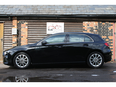 1.5 A180d Sport (Executive) Hatchback 5dr Diesel 7G-DCT Euro 6 (s/s) (116 ps)