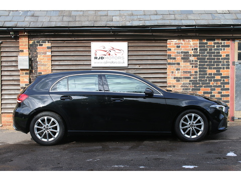 1.5 A180d Sport (Executive) Hatchback 5dr Diesel 7G-DCT Euro 6 (s/s) (116 ps)
