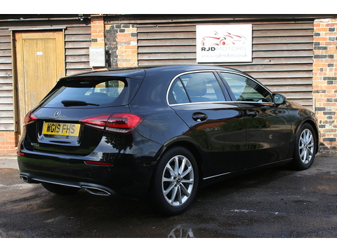 1.5 A180d Sport (Executive) Hatchback 5dr Diesel 7G-DCT Euro 6 (s/s) (116 ps)