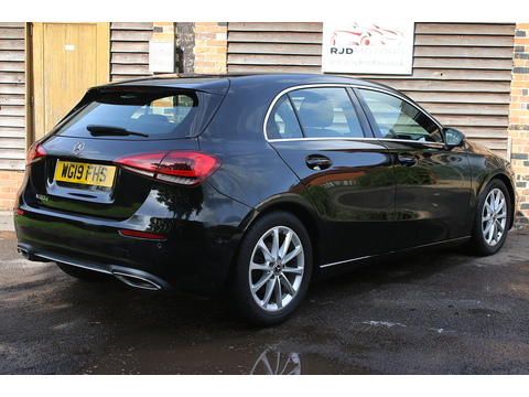 1.5 A180d Sport (Executive) Hatchback 5dr Diesel 7G-DCT Euro 6 (s/s) (116 ps)