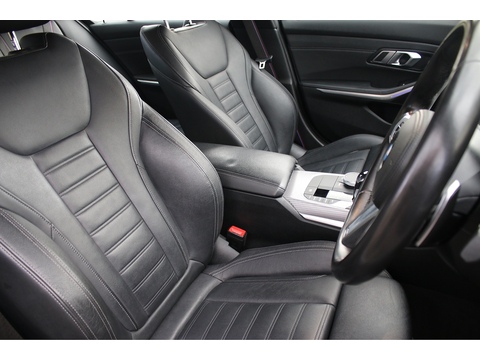 3.0 M340i Saloon 4dr Petrol Auto xDrive Euro 6 (s/s) (374 ps)