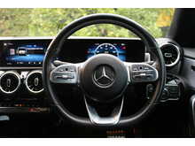 Mercedes-Benz CLA CLA180 AMG Line 