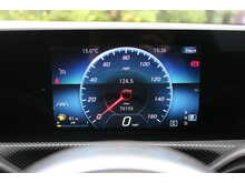 Mercedes-Benz CLA CLA180 AMG Line 