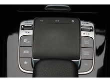 Mercedes-Benz CLA CLA180 AMG Line 