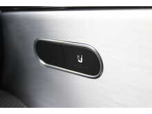 Mercedes-Benz CLA CLA180 AMG Line 