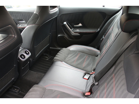 1.5 A180d AMG Line (Executive) Hatchback 5dr Diesel 7G-DCT Euro 6 (s/s) (116 ps)