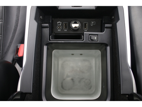 3.0 SD V6 Autobiography Dynamic SUV 5dr Diesel Auto 4WD Euro 6 (s/s) (306 ps)