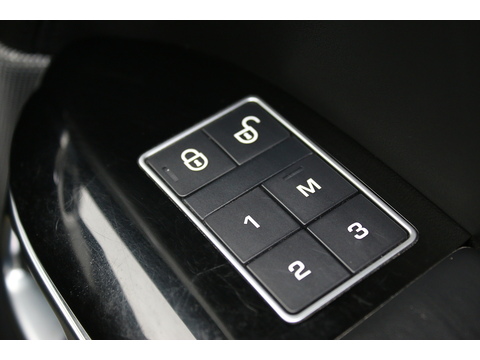 3.0 SD V6 Autobiography Dynamic SUV 5dr Diesel Auto 4WD Euro 6 (s/s) (306 ps)