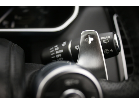 3.0 SD V6 Autobiography Dynamic SUV 5dr Diesel Auto 4WD Euro 6 (s/s) (306 ps)