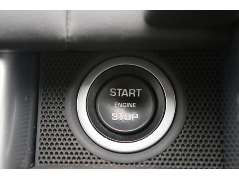 3.0 SD V6 Autobiography Dynamic SUV 5dr Diesel Auto 4WD Euro 6 (s/s) (306 ps)