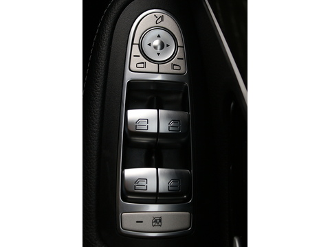 2.0 GLC220d AMG Line SUV 5dr Diesel G-Tronic+ 4MATIC Euro 6 (s/s) (194 ps)