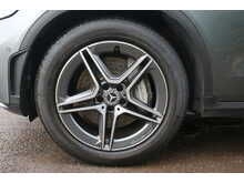 Mercedes-Benz GLC GLC220d AMG Line 