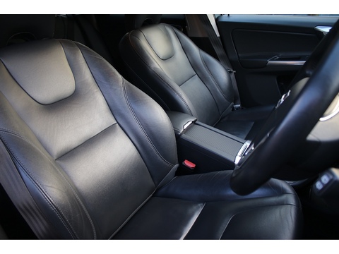 2.0 D4 SE Nav SUV 5dr Diesel Auto Euro 6 (s/s) (190 ps)