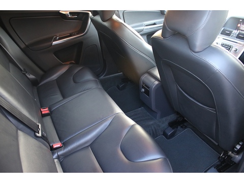 2.0 D4 SE Nav SUV 5dr Diesel Auto Euro 6 (s/s) (190 ps)