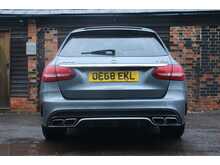 Mercedes-Benz C Class C63 V8 BiTurbo AMG S 