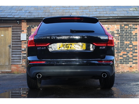 2.0 D4 Momentum SUV 5dr Diesel Auto AWD Euro 6 (s/s) (190 ps)