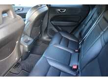 Volvo XC60 D4 Momentum 