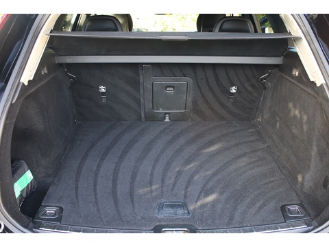 2.0 D4 Momentum SUV 5dr Diesel Auto AWD Euro 6 (s/s) (190 ps)