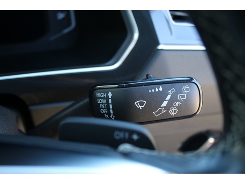 2.0 TDI R-Line SUV 5dr Diesel DSG Euro 6 (s/s) (150 ps)