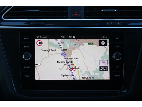 2.0 TDI R-Line SUV 5dr Diesel DSG Euro 6 (s/s) (150 ps)